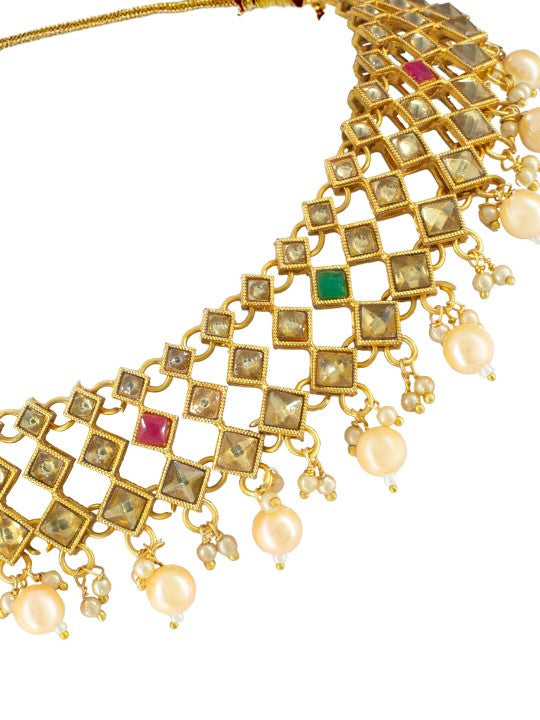 Gold-Plated Kundan Studded & Beaded Jewellery Set With Maangtika