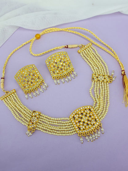 Gold Plated Stones Studded & Beaded Jewellery Set