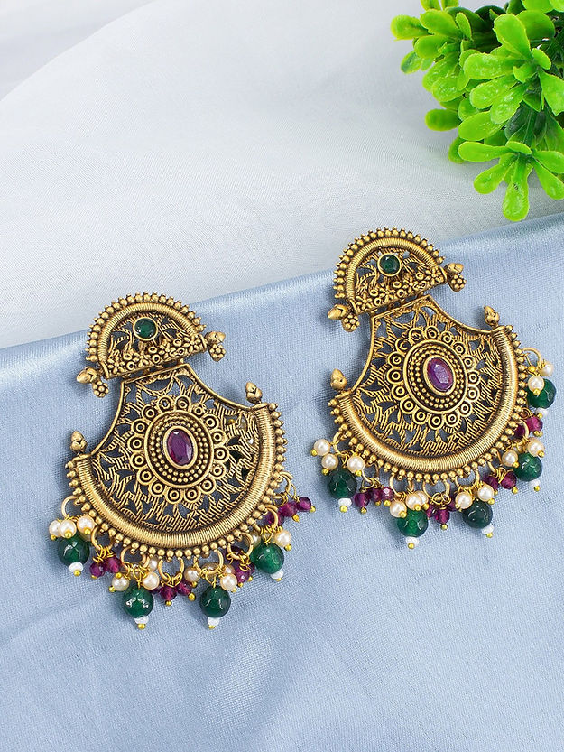 Gold-Plated Stones Studded & Beads Beaded Chandbalis Earrings