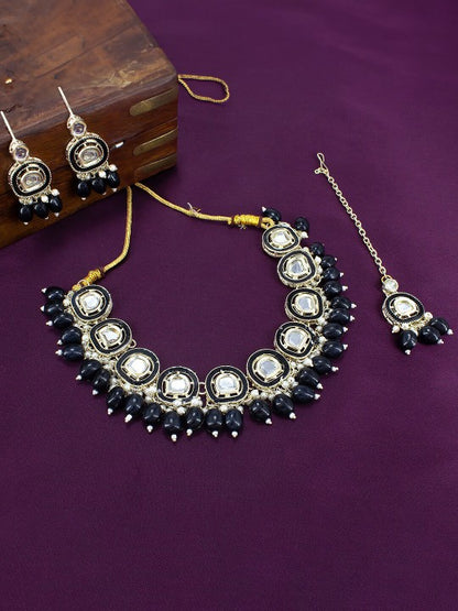 Gold Plated Black Kundan Stone Studded & Beaded Jewellery Set With Maangtika