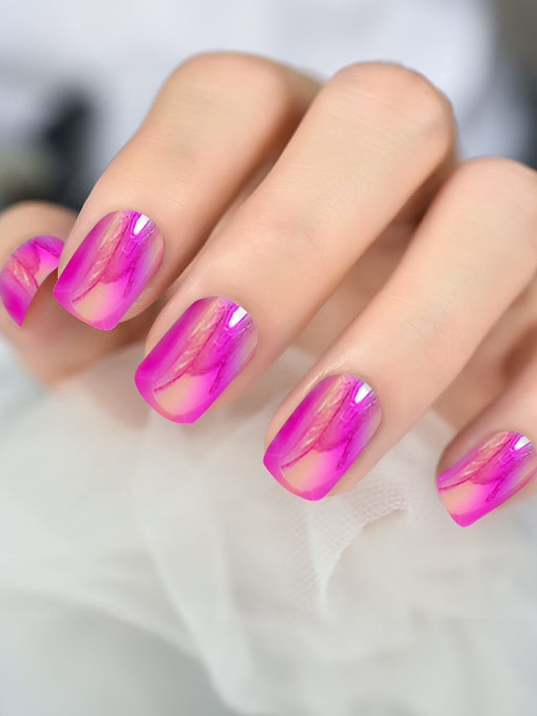 Set of 24 Fuchsia and White Metallic Duochrome stick on nails