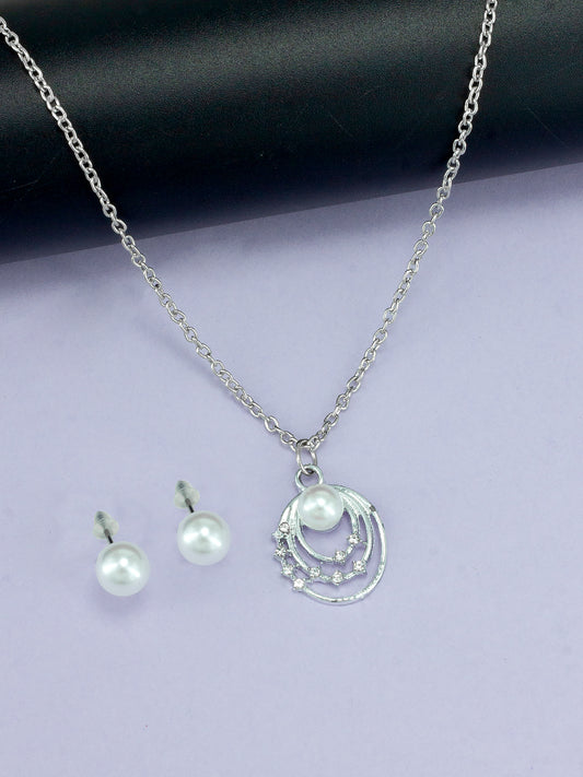 Silver Plated Pearl & CZ Pendant & Studs Set