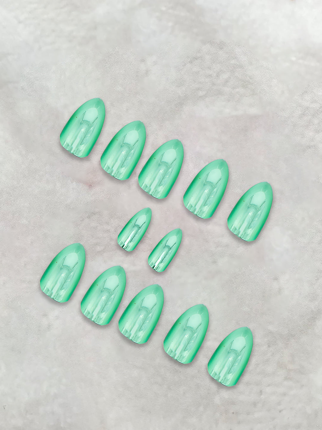 Set Of 12 Reusable Chromatic Fake Nails With Application Kit - Mint Green