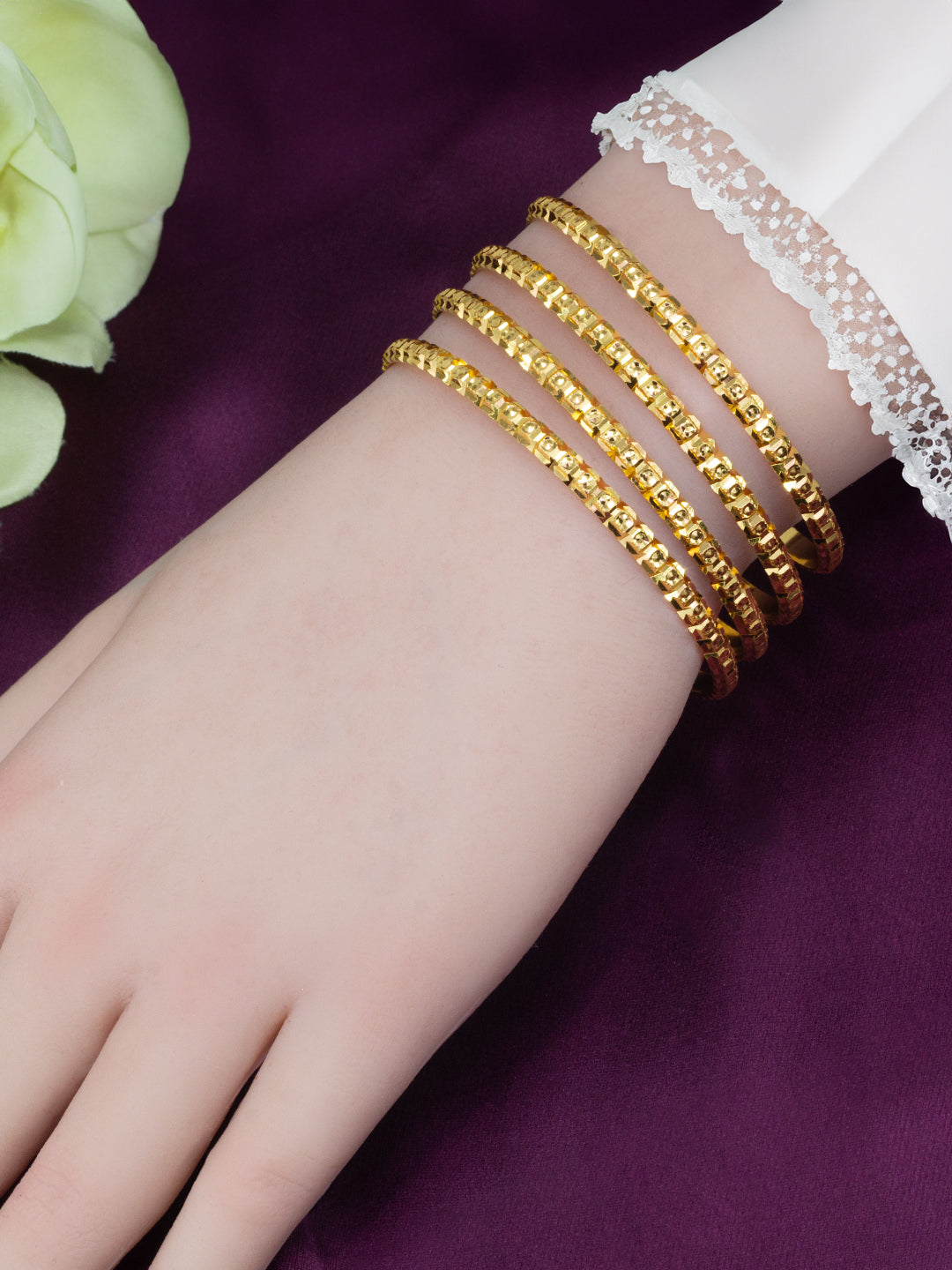 Set of 4 Gold Plated Minimal Bangles